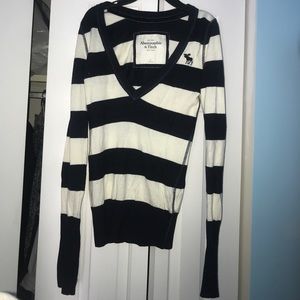 Abercrombie sweater